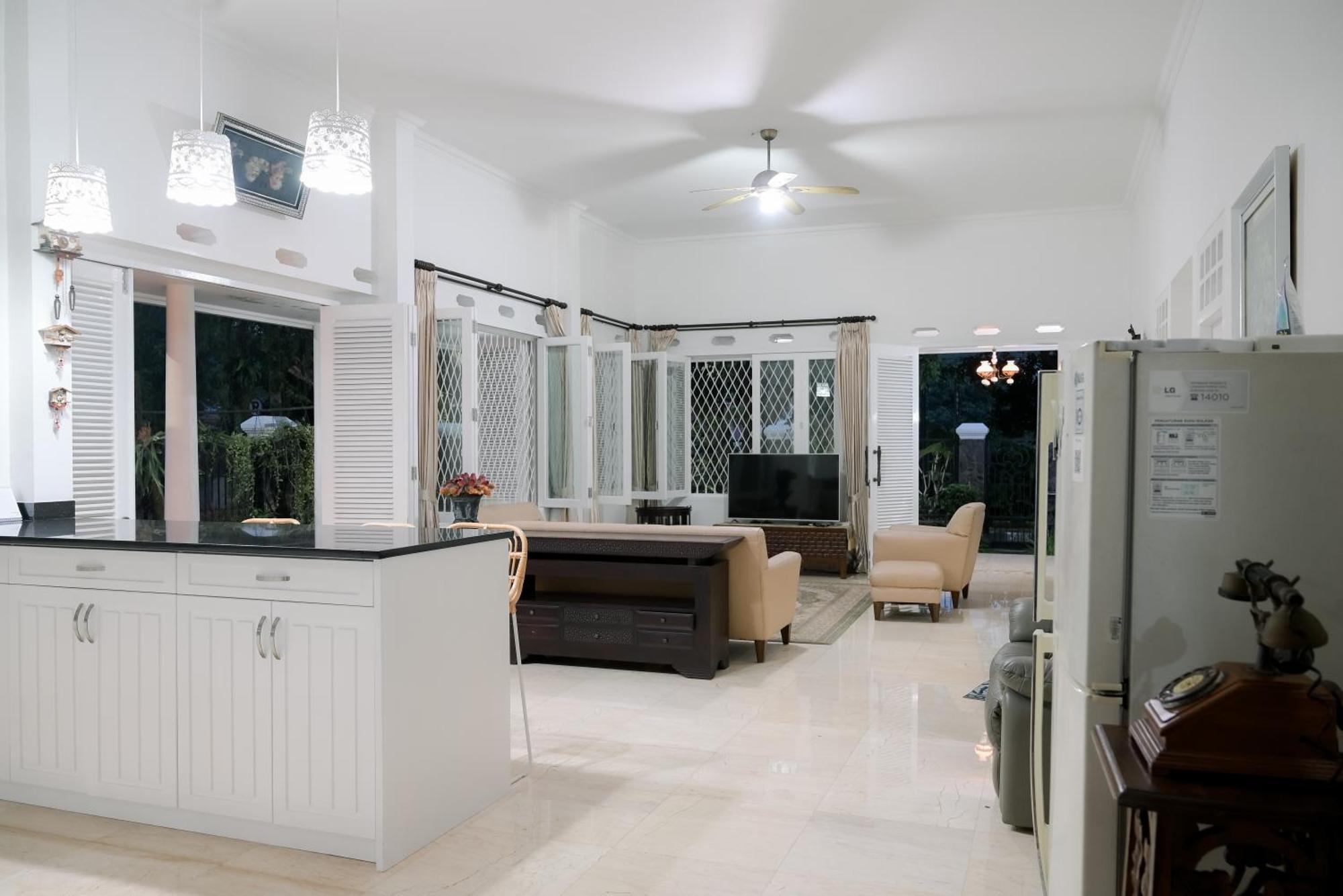 Kirana Guest House Bogor Luaran gambar
