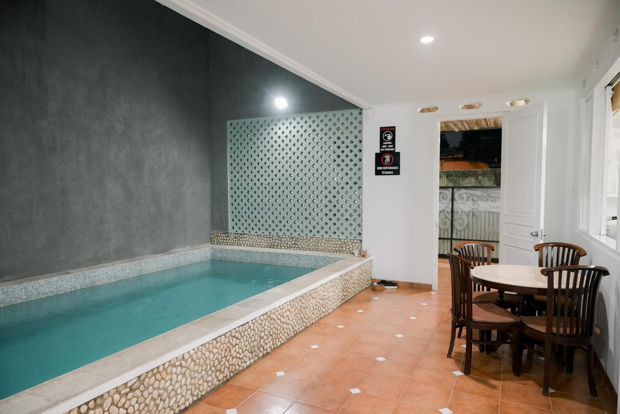 Kirana Guest House Bogor Luaran gambar