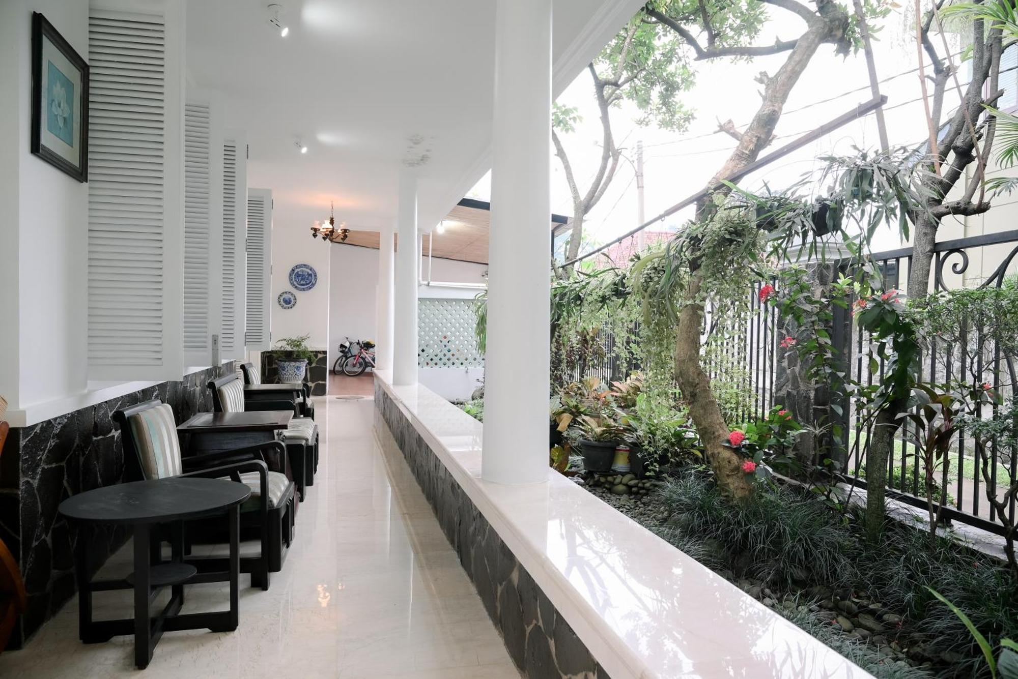 Kirana Guest House Bogor Luaran gambar